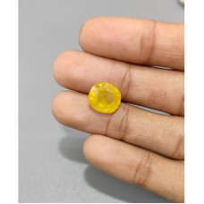 Yellow sapphire (pukhraj) 10.70 Carats / 11.77 Ratti